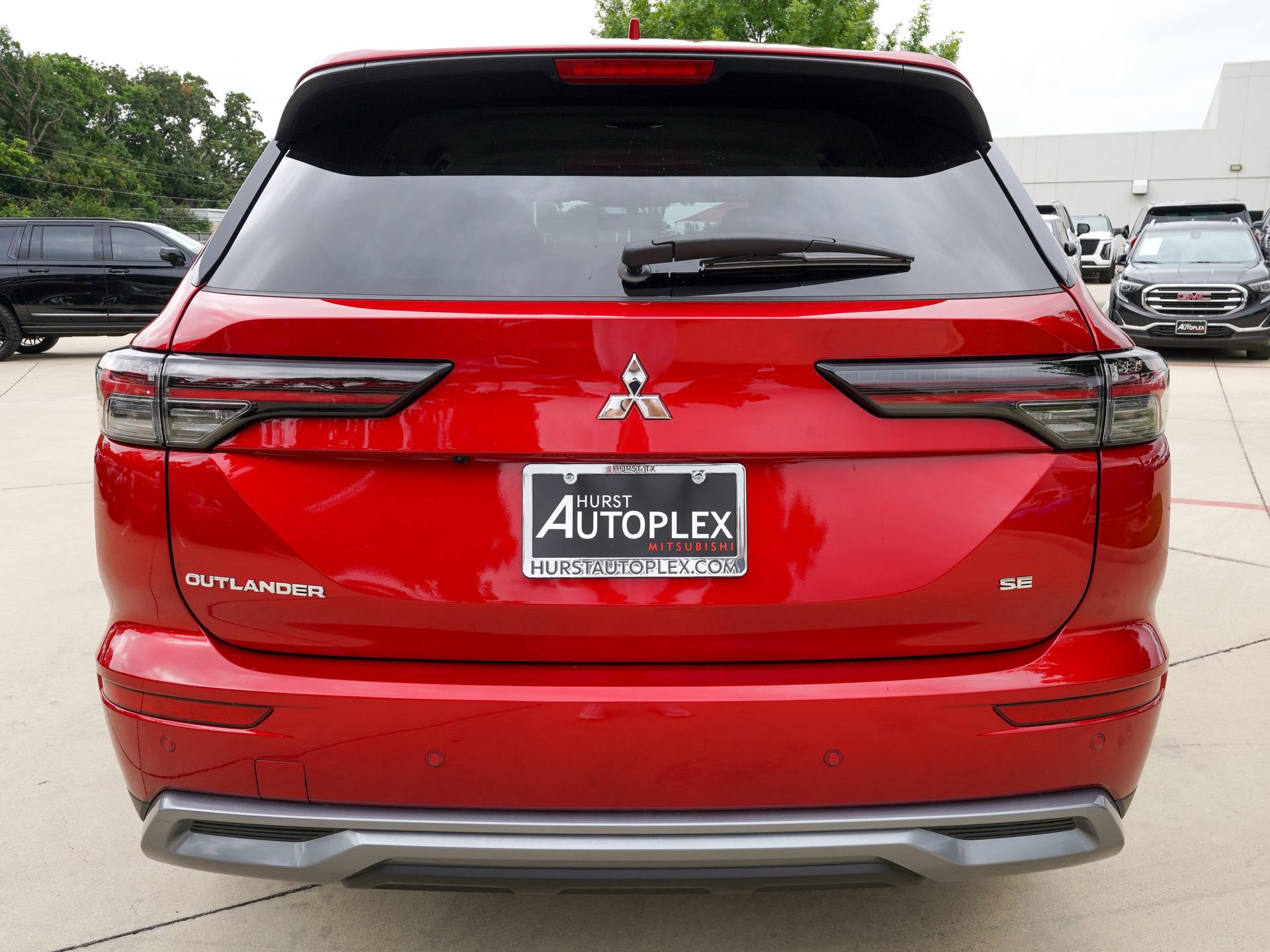 New 2026 Mitsubishi Outlander SE FWD image 4