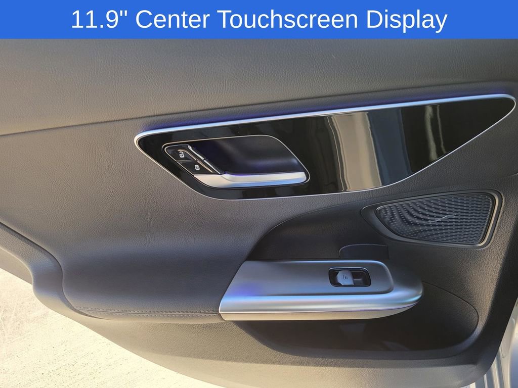 Used 2022 Mercedes-Benz C 300 Sedan image 11