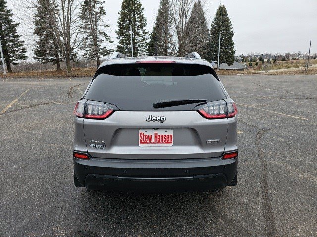 Used 2019 Jeep Cherokee Latitude Plus w/ Cold Weather Group image 5