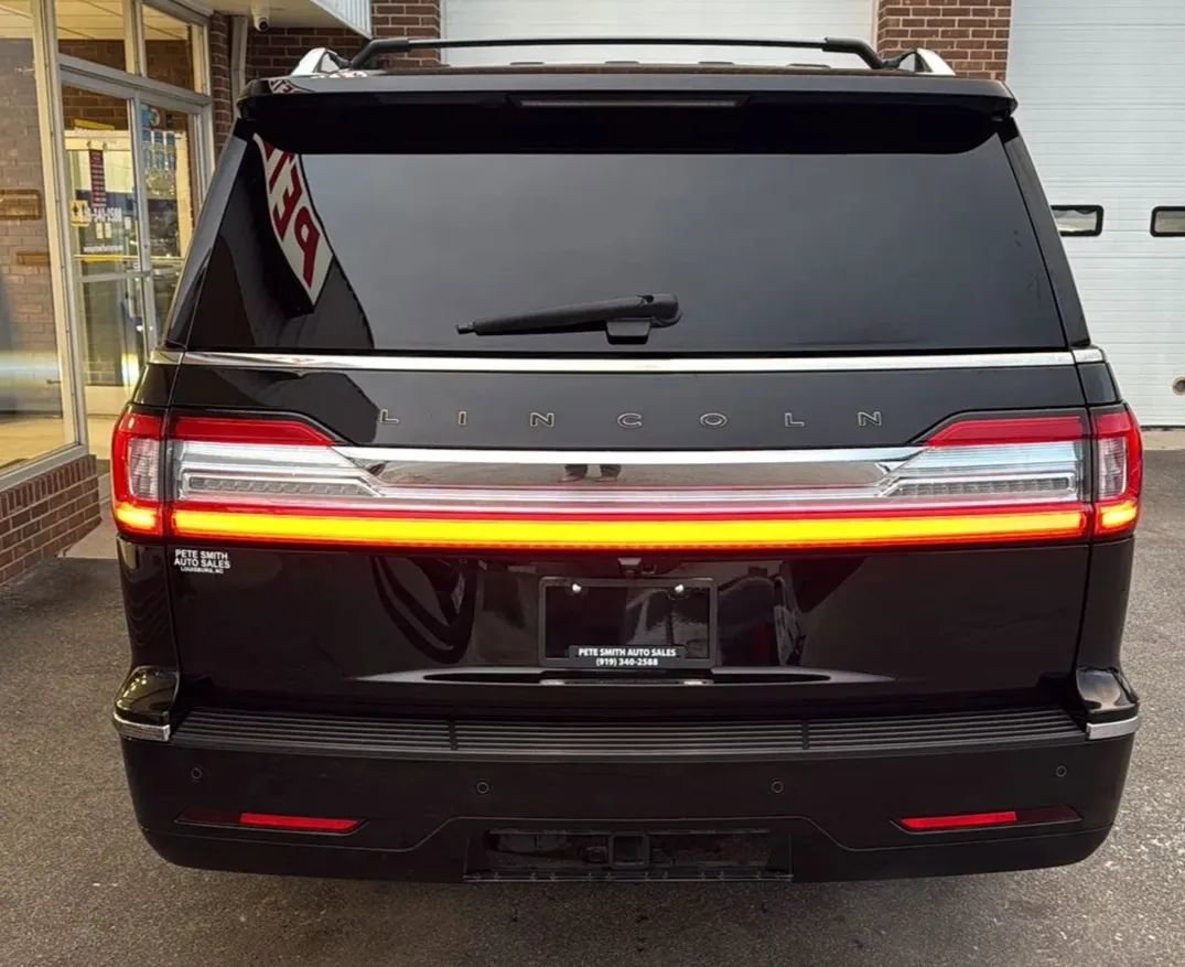 Used 2019 Lincoln Navigator L Black Label w/ Cargo Package image 8