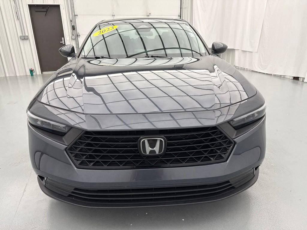 Used 2023 Honda Accord EX image 2