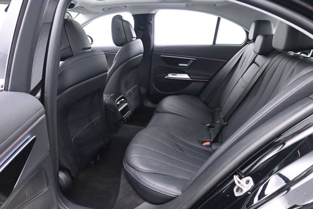 Used 2025 Mercedes-Benz E 350 Sedan image 14