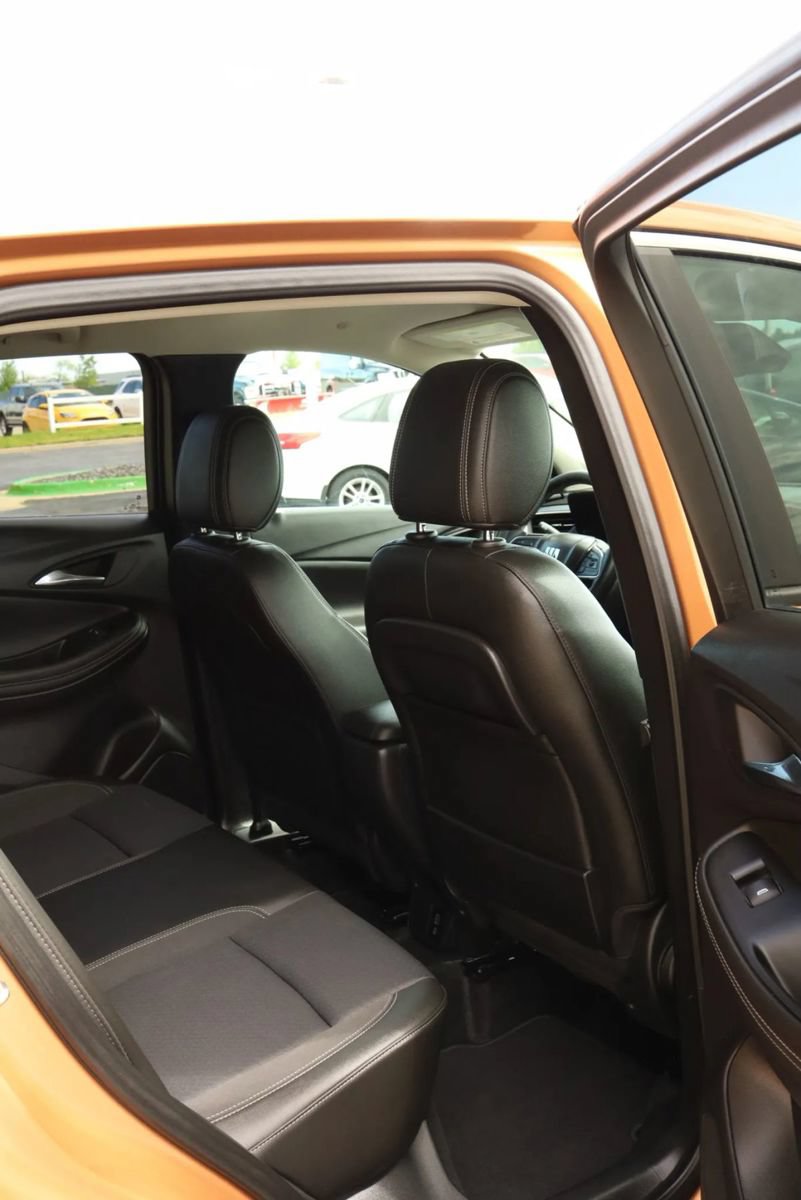 Used 2025 Buick Encore GX Preferred w/ Advanced Technology Package AWD/4WD image 39