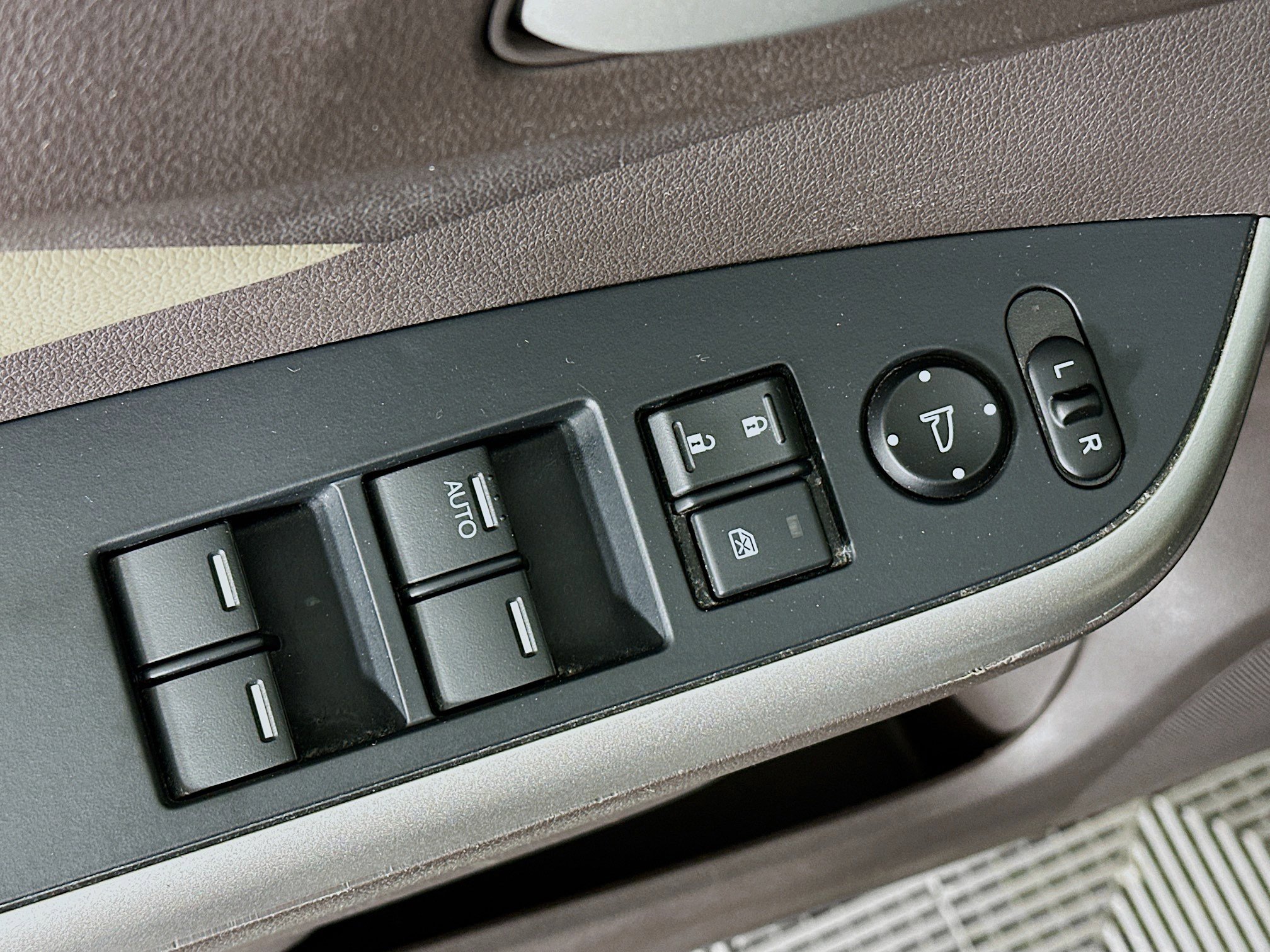 Used 2014 Honda CR-V EX-L image 15