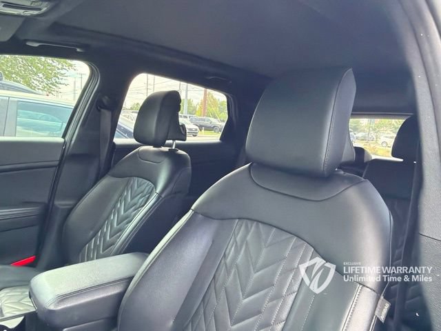 Used 2023 Kia Sportage X-Line w/ X-Line Premium Package AWD/4WD image 8