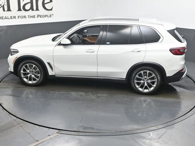 Used 2023 BMW X5 xDrive40i w/ Premium Package AWD/4WD image 42