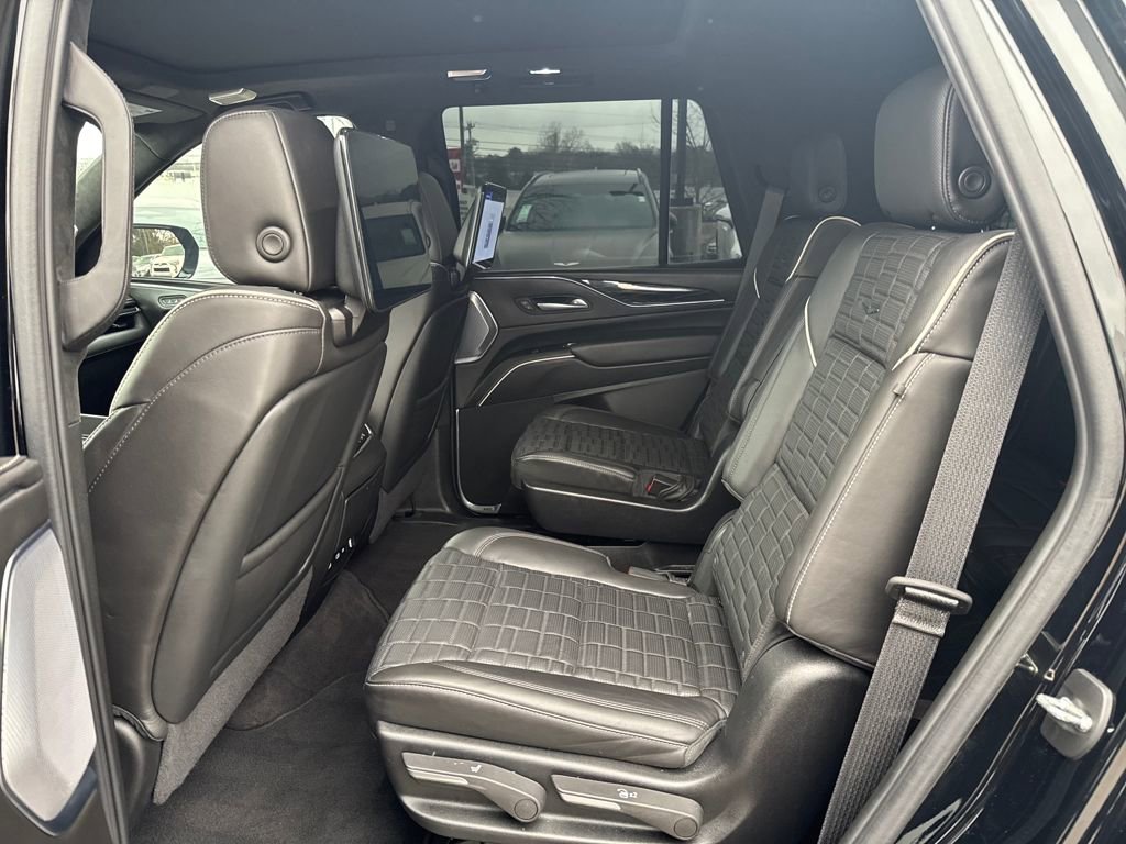 Used 2024 Cadillac Escalade V image 25