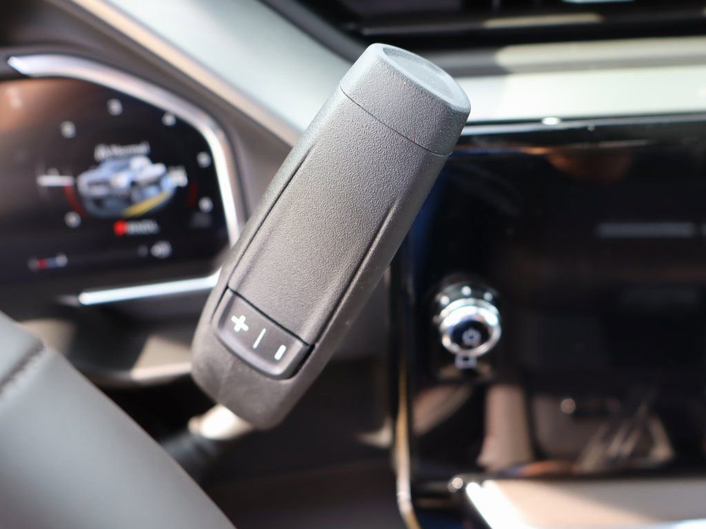 New 2026 GMC Sierra 2500 Denali w/ Denali Reserve Package image 16