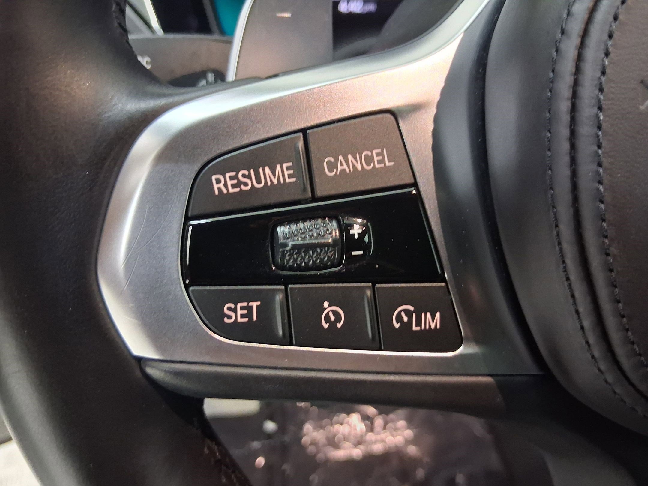 Used 2023 BMW 430i Coupe w/ M Sport Package image 15