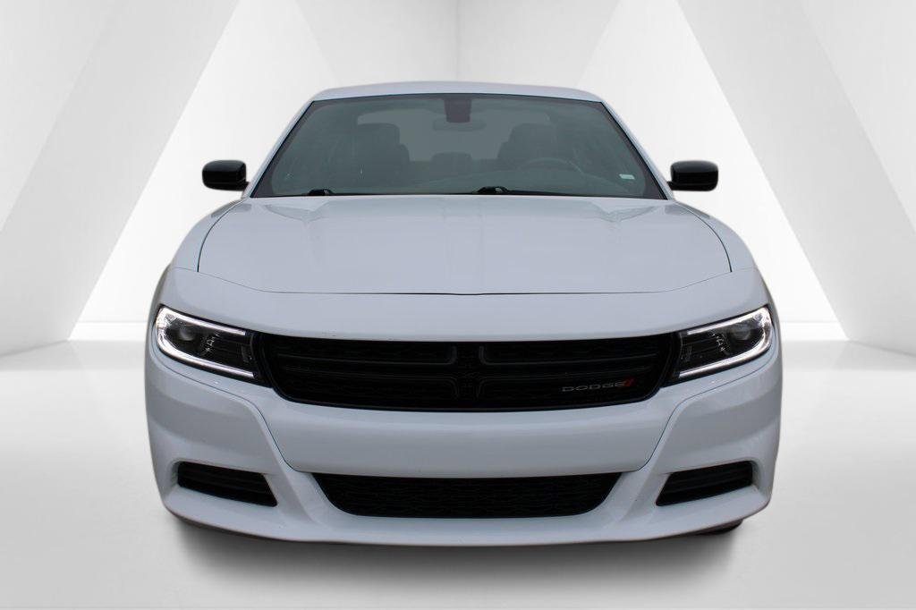 Used 2023 Dodge Charger SXT image 2