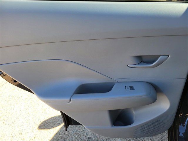 Certified 2025 Hyundai Kona SEL image 10