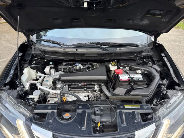 Used 2017 Nissan Rogue S image 29