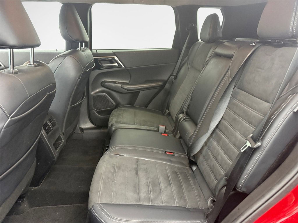 Used 2024 Mitsubishi Outlander SE image 22