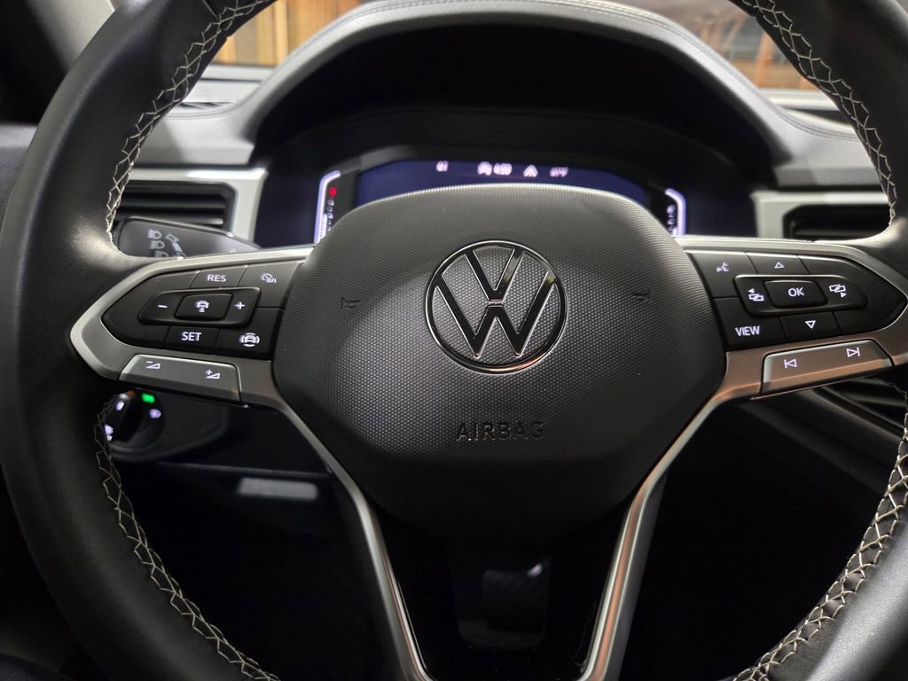 Used 2023 Volkswagen Atlas Cross Sport SE image 5