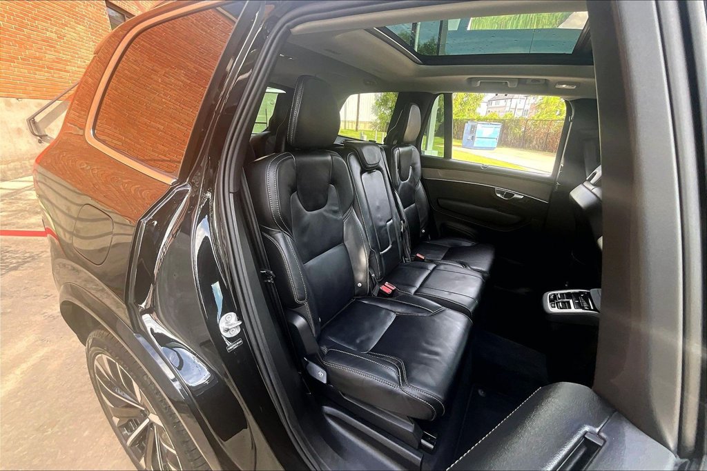 Certified 2026 Volvo XC90 B6 Ultra AWD/4WD image 37