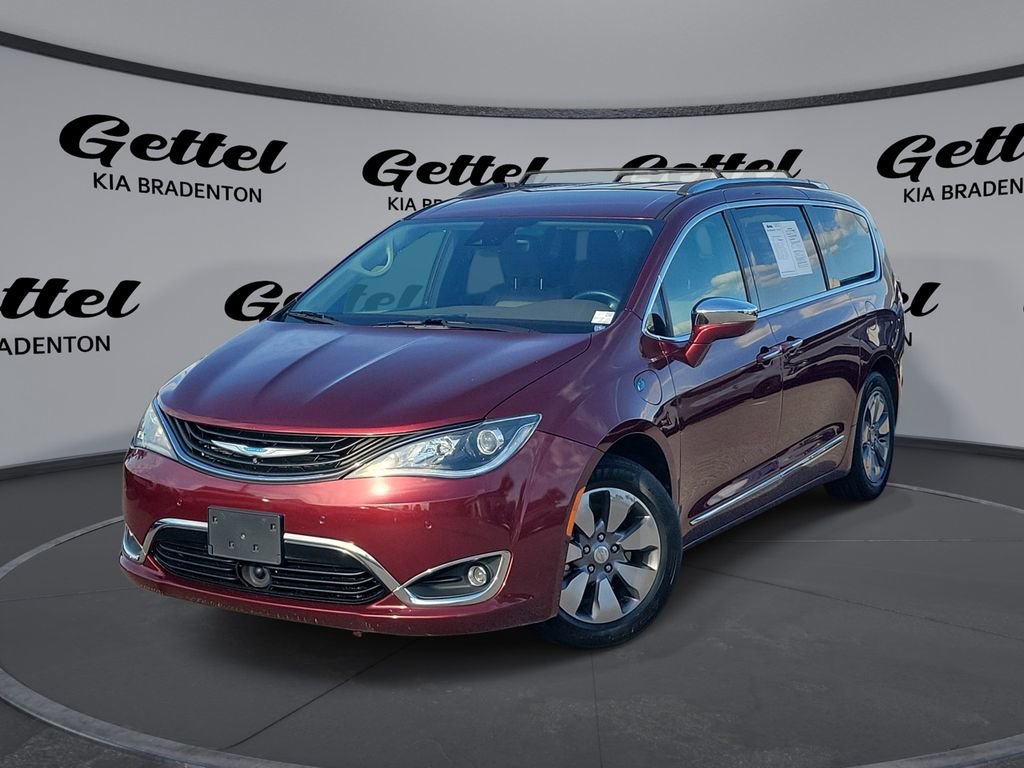 Used 2018 Chrysler Pacifica Limited w/ Advanced Safetytec Group
