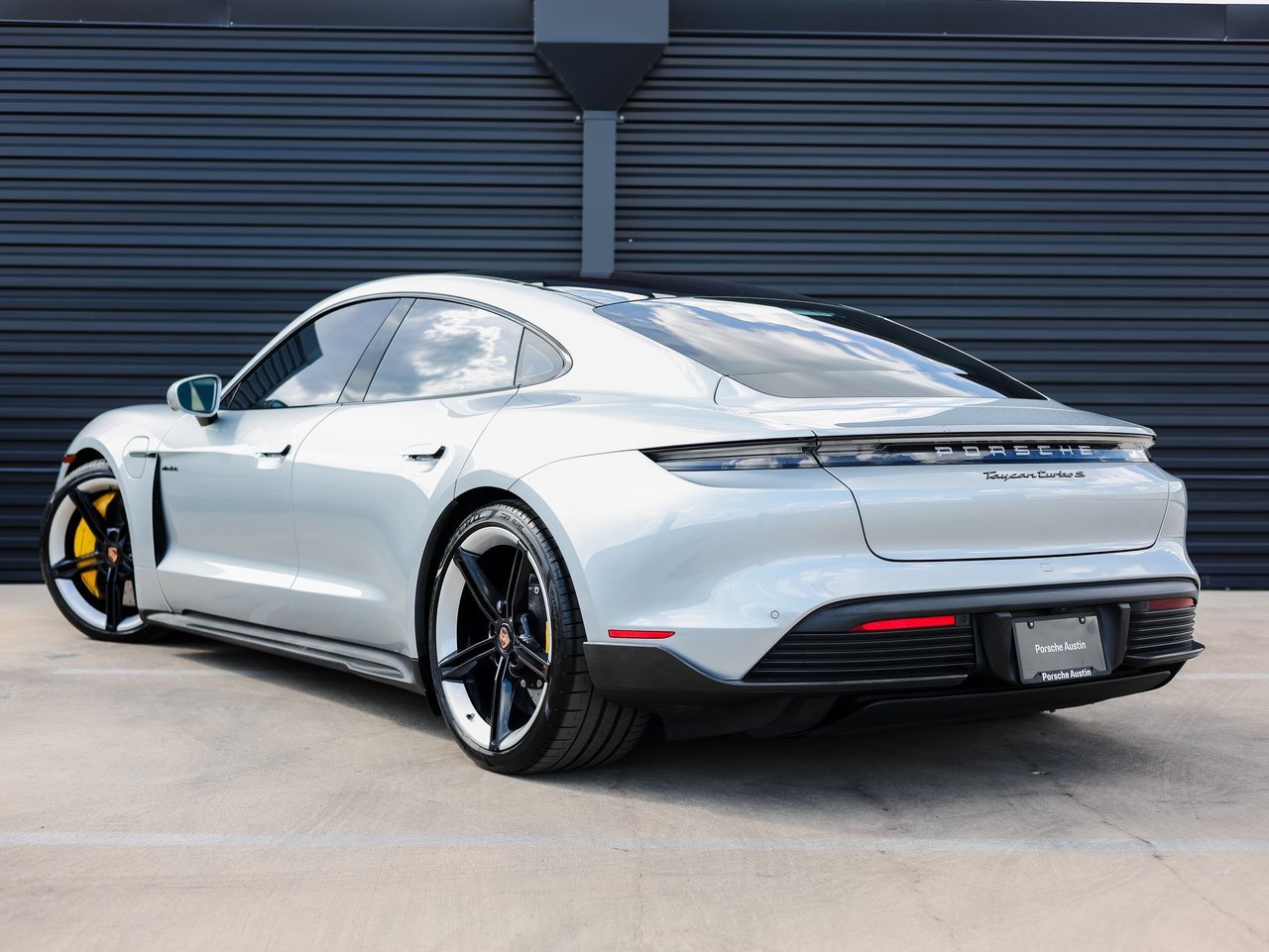 Certified 2021 Porsche Taycan Turbo S image 3