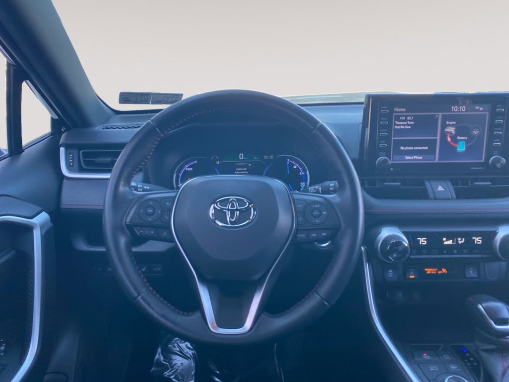 Used 2021 Toyota RAV4 SE w/ Weather & Moonroof Package image 12