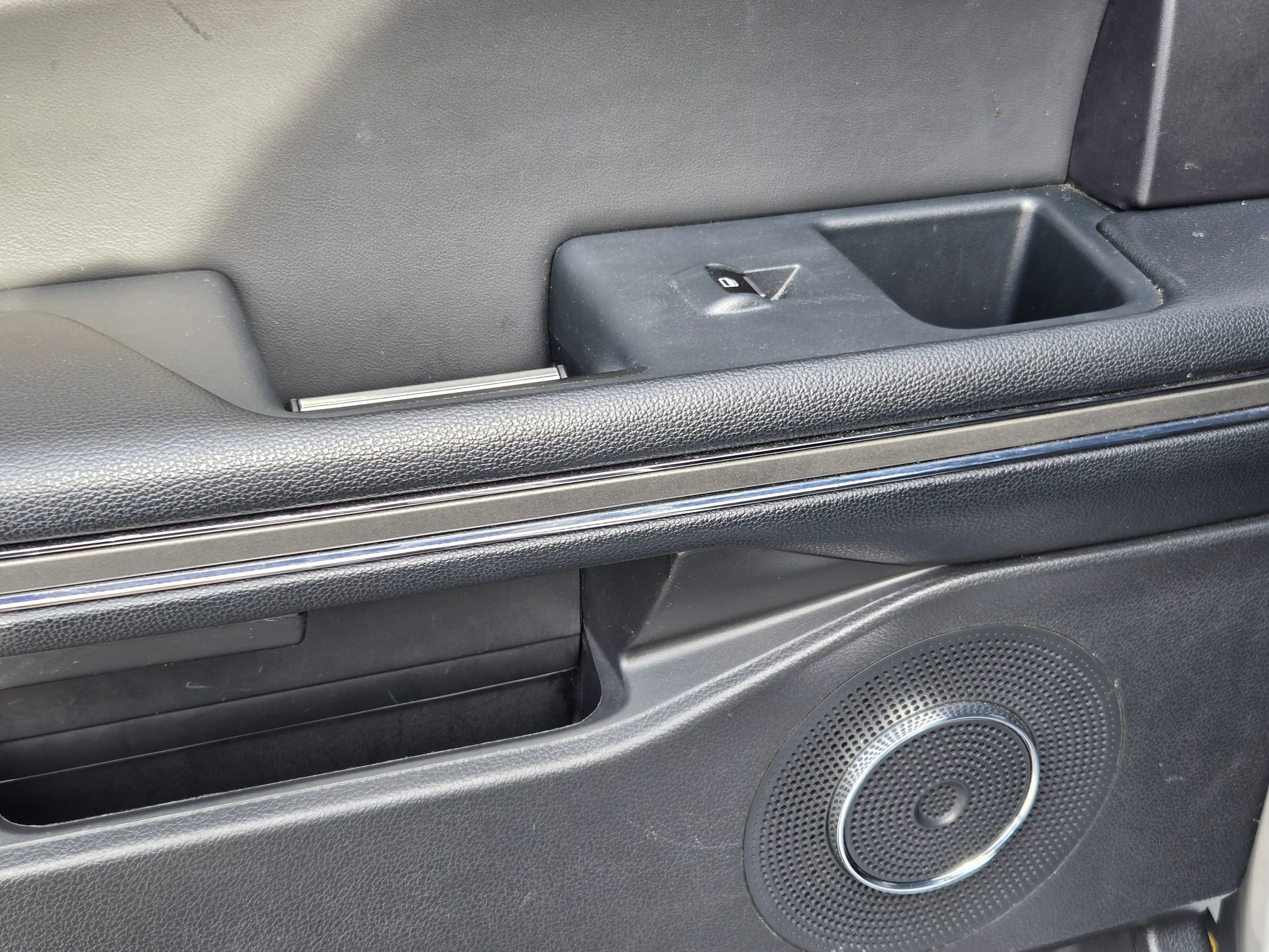 Used 2023 Ford Expedition Max XLT image 35