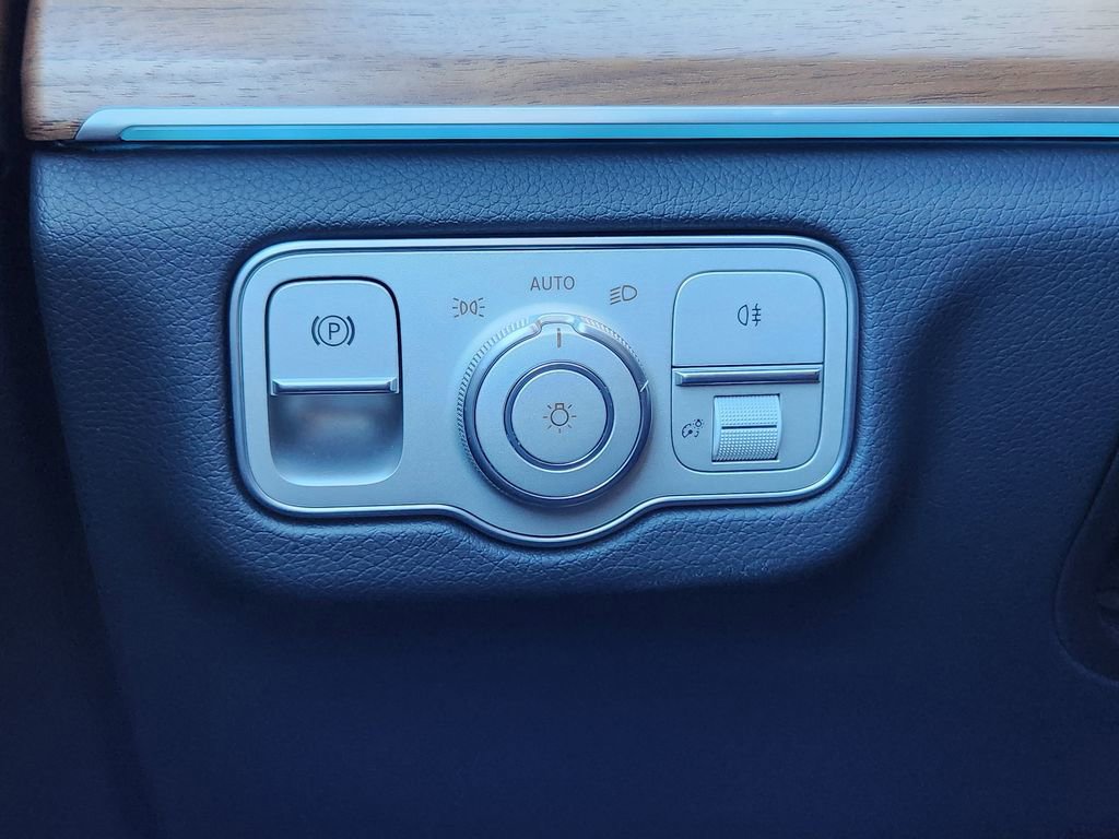 Used 2026 Mercedes-Benz GLS 450 GLS 450 image 21