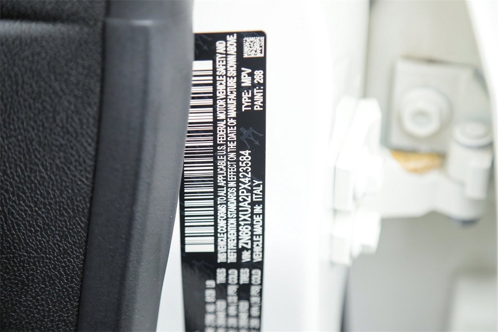 Certified 2023 Maserati Levante GT image 25