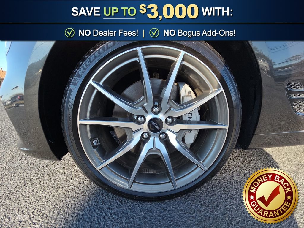 Used 2025 Genesis G70 2.5T image 13