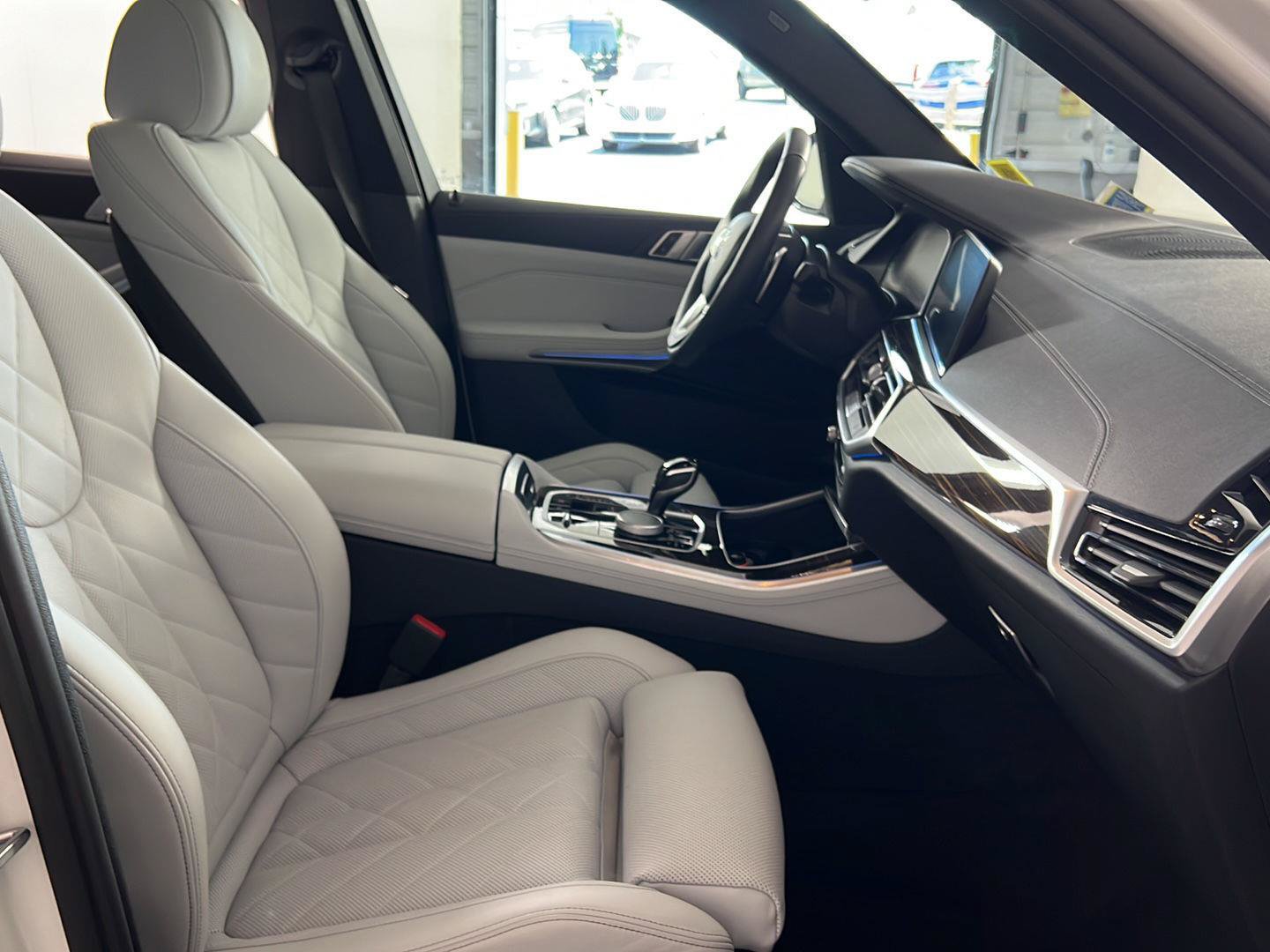 Used 2023 BMW X5 xDrive45e AWD/4WD image 37