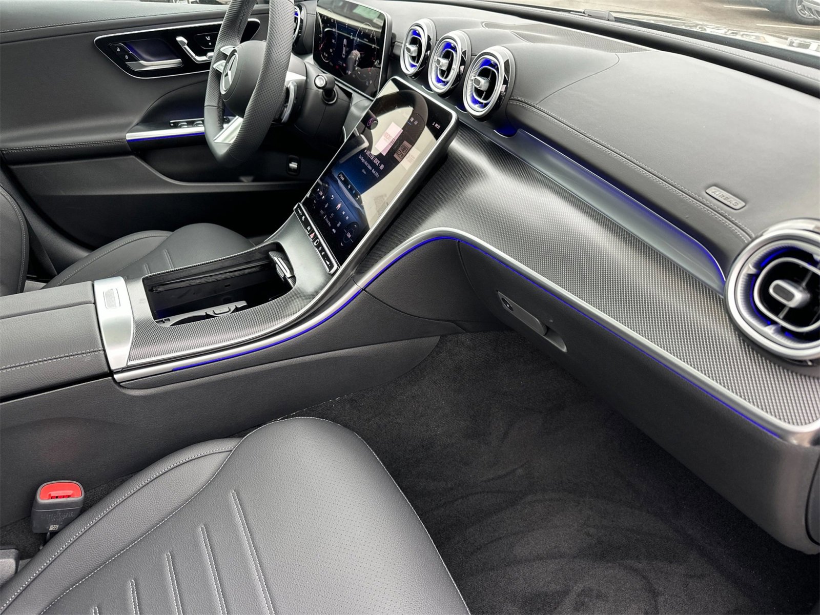 New 2025 Mercedes-Benz C 300 4MATIC Sedan image 16
