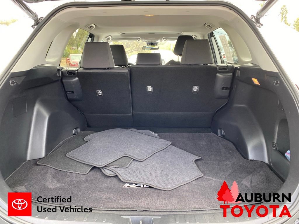 Certified 2019 Toyota RAV4 XLE FWD image 13