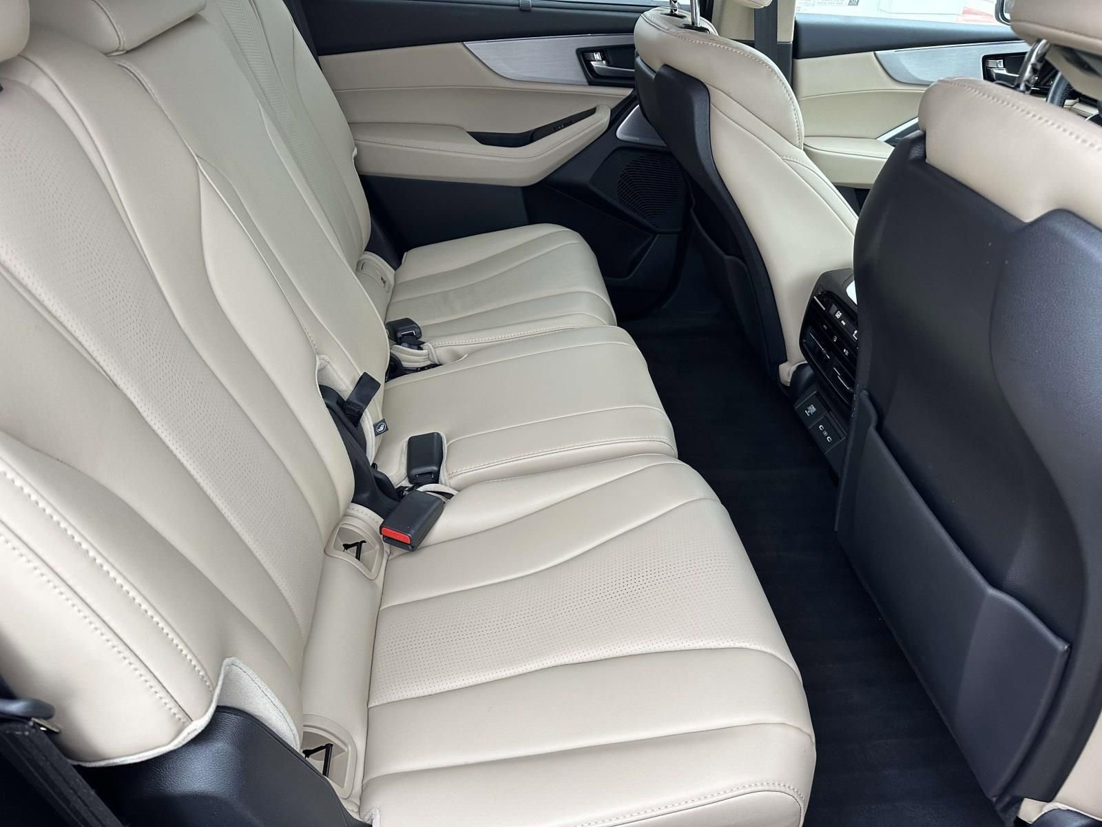 Certified 2025 Acura MDX w/ Technology Package image 11