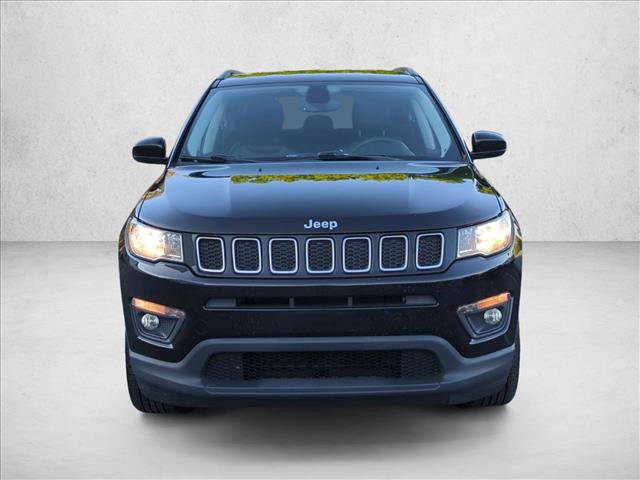 Used 2018 Jeep Compass Latitude w/ Popular Equipment Group image 2