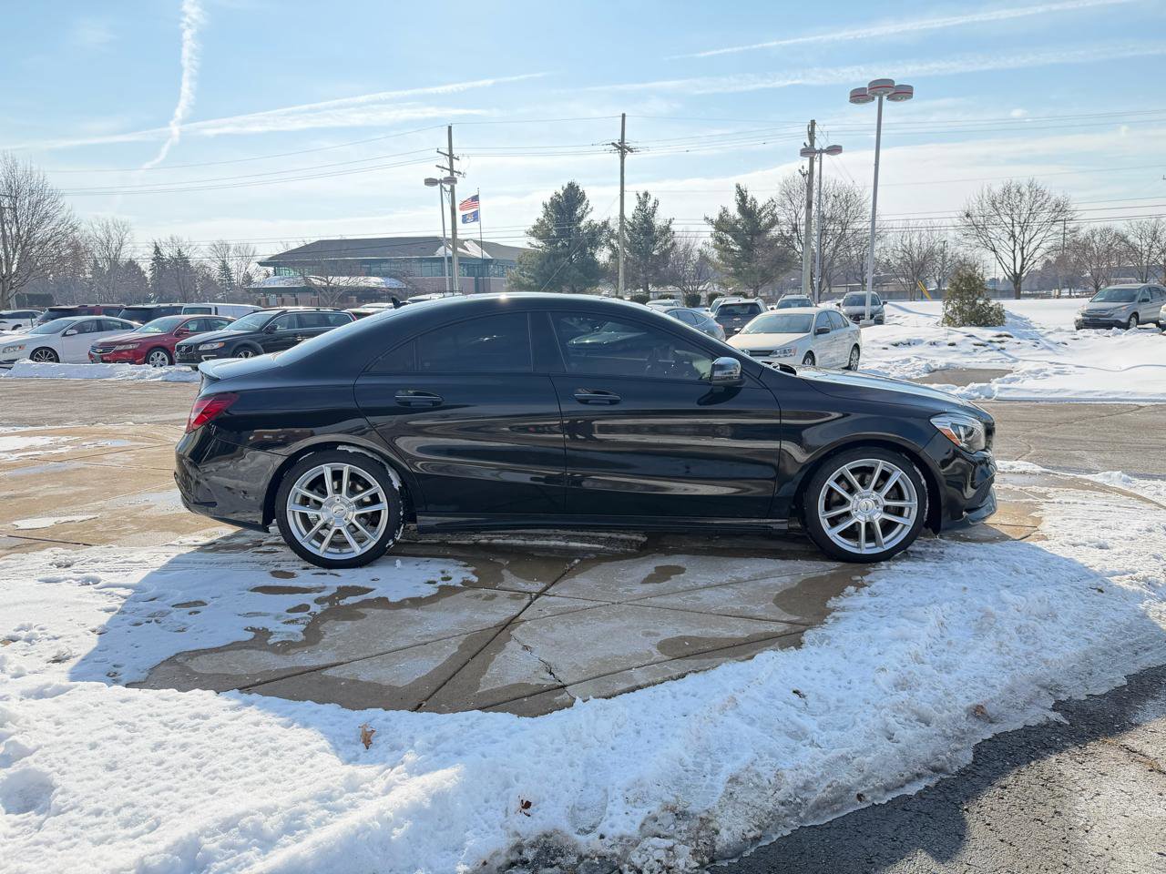 Used 2019 Mercedes-Benz CLA 250 4MATIC image 4