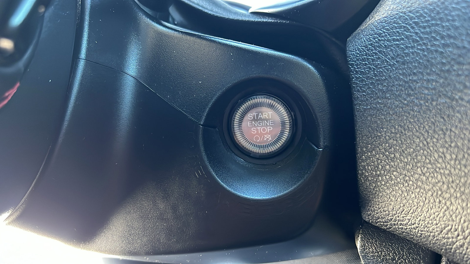 Used 2023 Jeep Renegade Trailhawk image 24