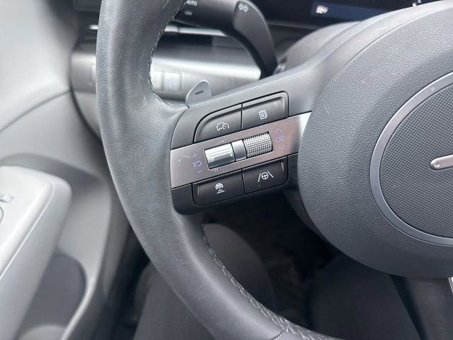 Used 2024 Hyundai Kona Limited image 8