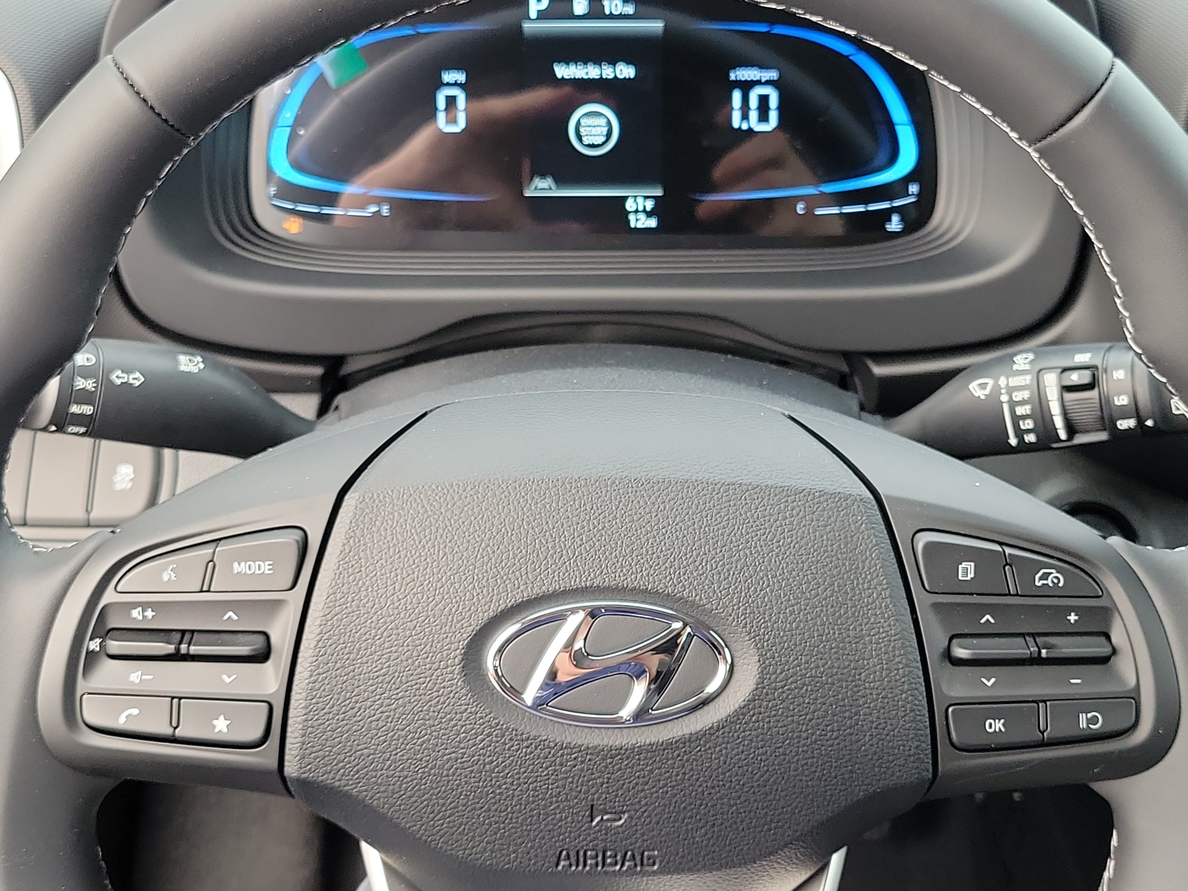 New 2026 Hyundai Venue SEL FWD image 8