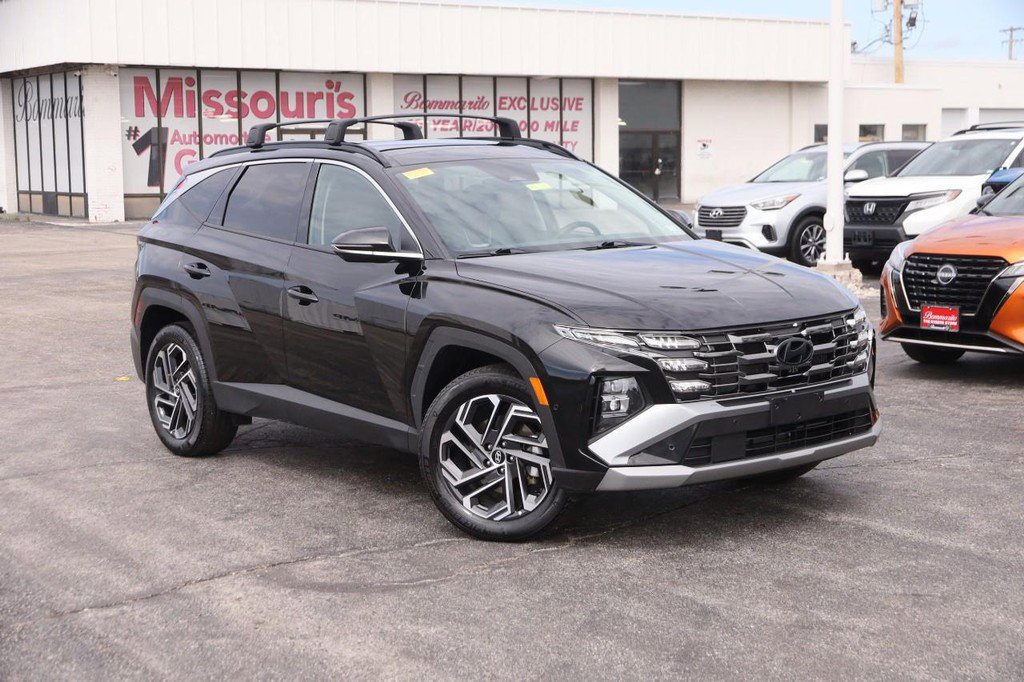 Used 2025 Hyundai Tucson Limited image 2