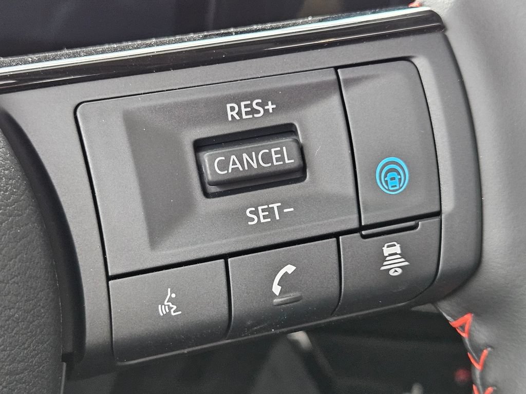 New 2026 Nissan Kicks SR w/ SR Premium Package AWD/4WD image 18