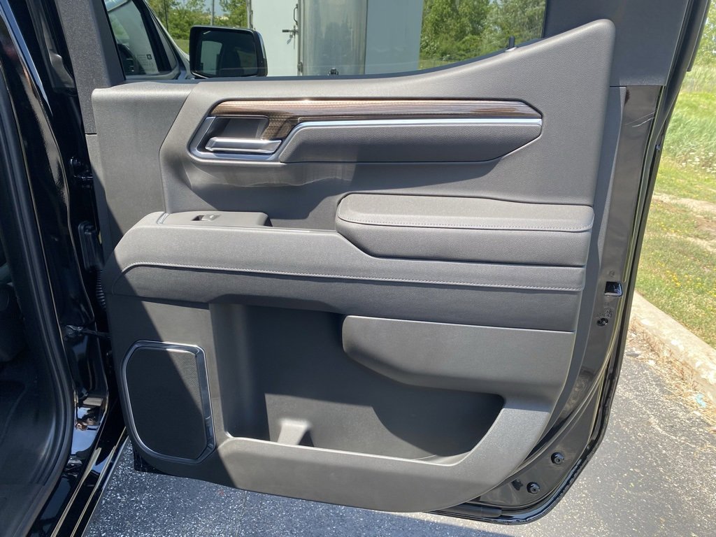 New 2026 Chevrolet Silverado 1500 LT image 25