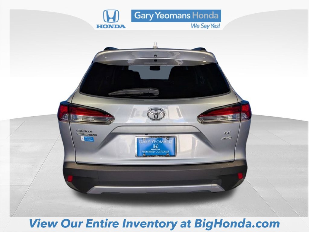 Used 2023 Toyota Corolla Cross LE AWD/4WD image 7