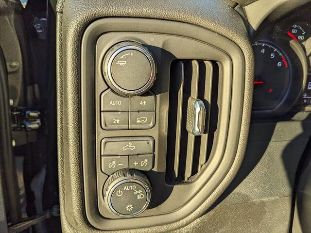 Used 2022 Chevrolet Silverado 1500 Custom AWD/4WD image 21