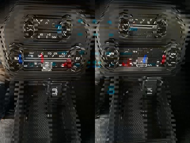 New 2025 Ford Bronco Outer Banks image 20