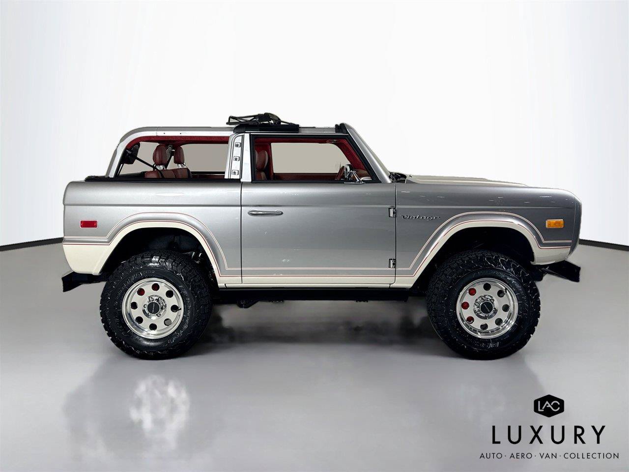 Used 2025 Ford Bronco Badlands AWD/4WD image 5