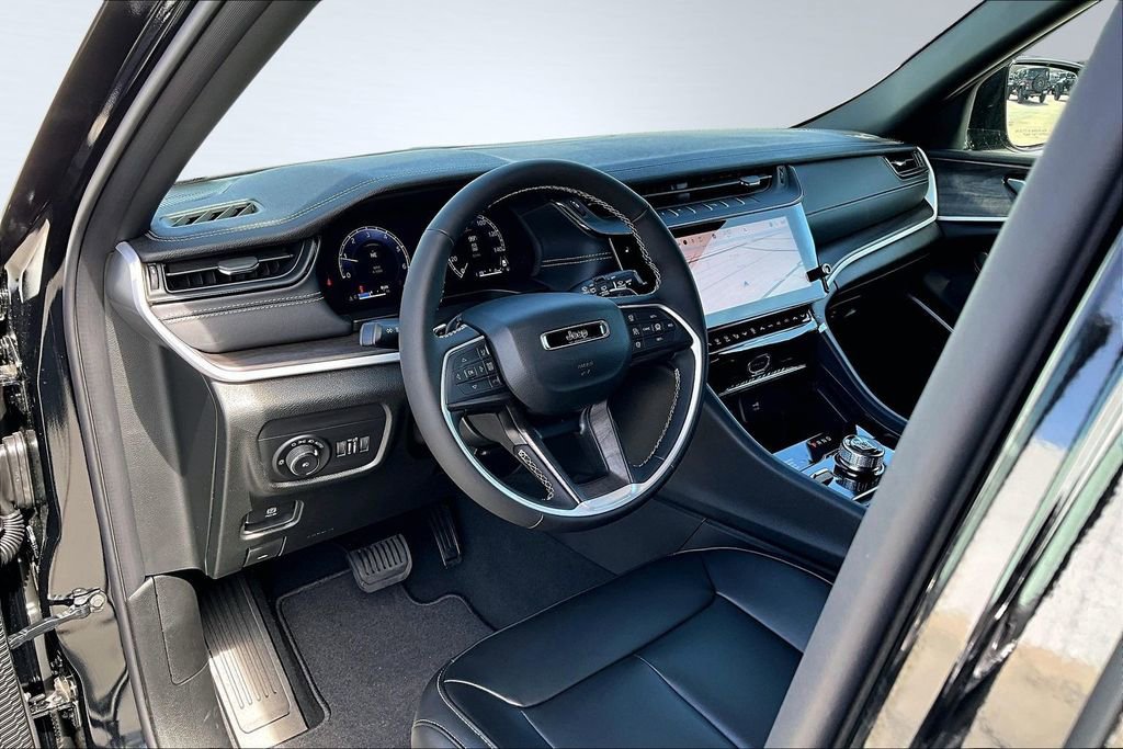 New 2026 Jeep Grand Cherokee Limited image 4