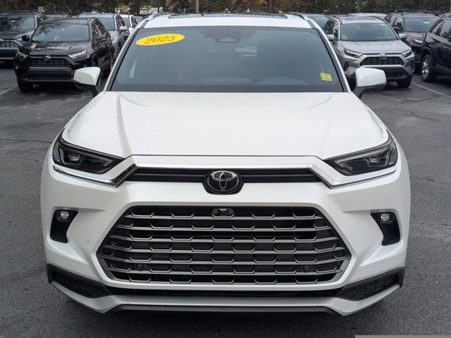 Used 2025 Toyota Grand Highlander AWD Hybrid image 2