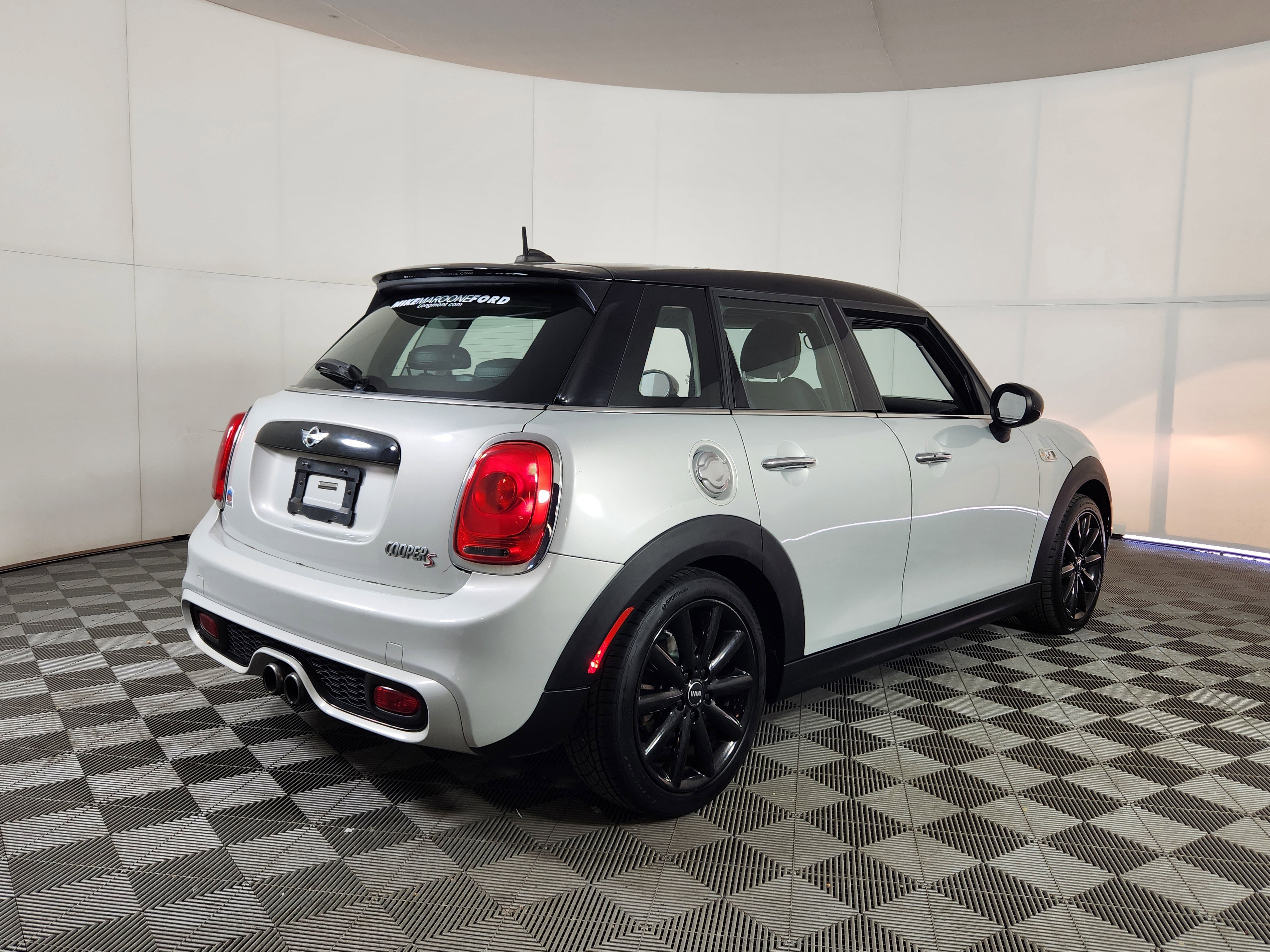 Used 2016 MINI Cooper S FWD image 7