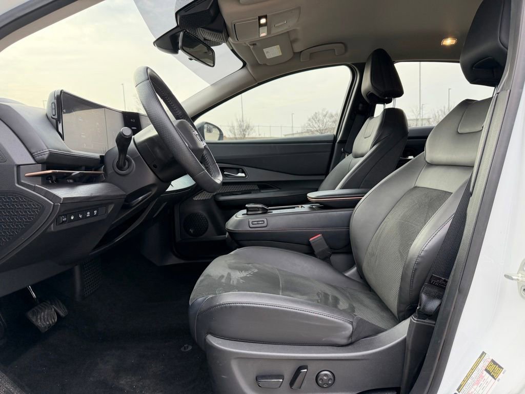 Used 2023 Nissan Ariya ENGAGE e-4ORCE image 16