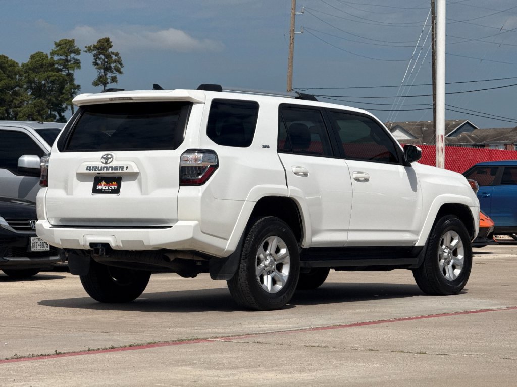 Used 2024 Toyota 4Runner SR5 AWD/4WD image 6