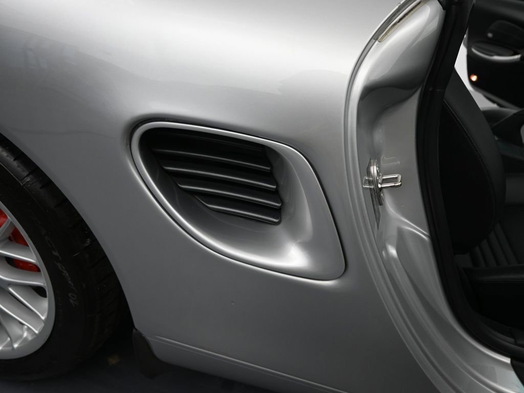 Used 2001 Porsche Boxster S image 36