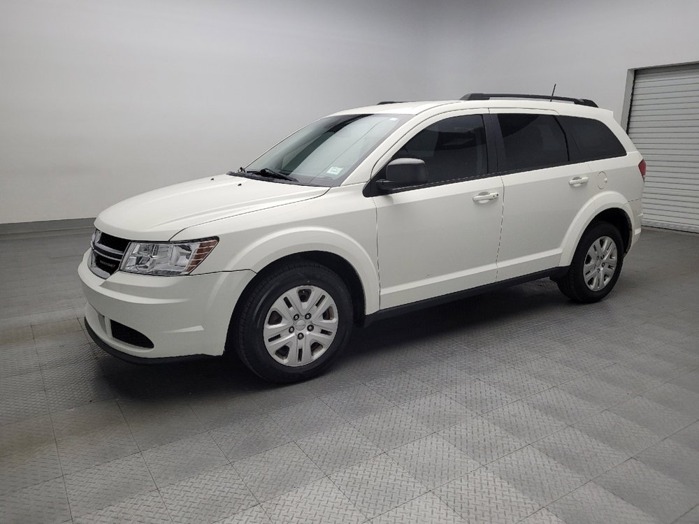 Used 2020 Dodge Journey SE w/ SE Popular Equipment Group image 2