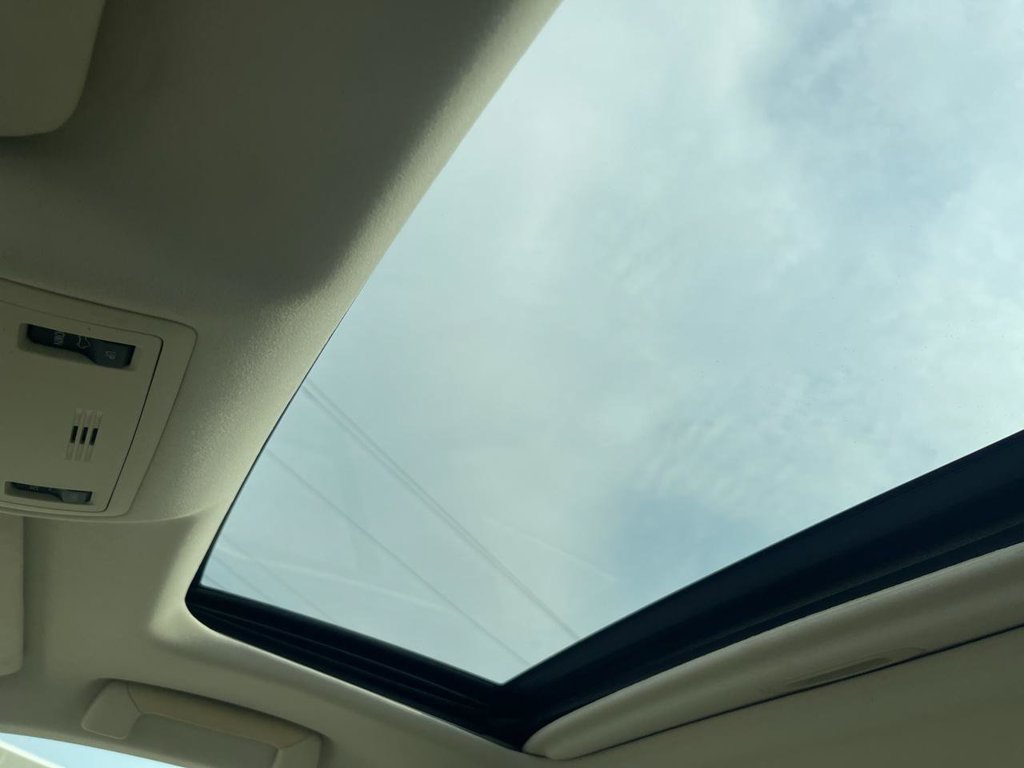 Used 2013 Lexus ES 350 w/ Premium Pkg FWD image 37